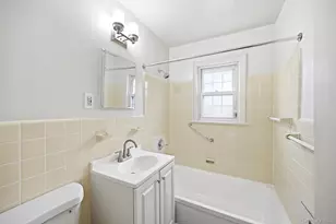 61 Davis Ave, White Plains, NY 10605 - Photo 11