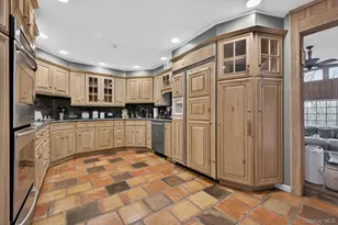 23 Beaverhill Ln, Huntington, NY 11743 - Photo 17