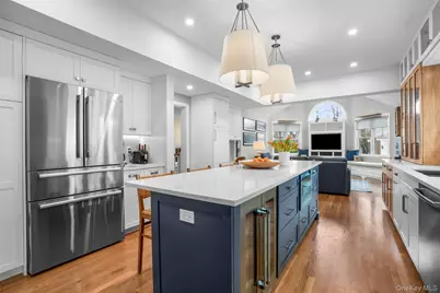 80 Forest Avenue, New Rochelle, NY 10804 - Photo 17