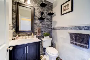 2041 Independence Dr, New Windsor, NY 12553 - Photo 21