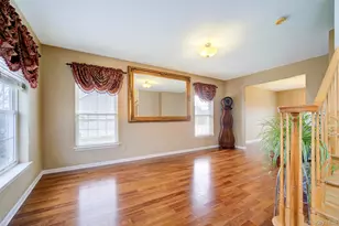 2041 Independence Dr, New Windsor, NY 12553 - Photo 9