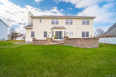 2041 Independence Drive, New Windsor, NY 12553 - Photo 37