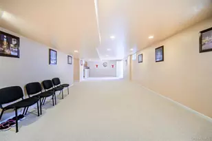 2041 Independence Dr, New Windsor, NY 12553 - Photo 39