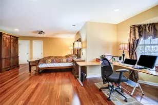 2041 Independence Dr, New Windsor, NY 12553 - Photo 29