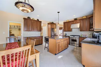 2041 Independence Drive, New Windsor, NY 12553 - Photo 17