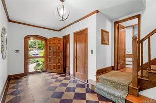 2 Vine Pl, Larchmont, NY 10538 - Photo 5
