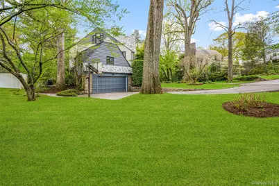 2 Vine Place, Larchmont, NY 10538 - Photo 43