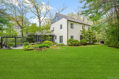 2 Vine Place, Larchmont, NY 10538 - Photo 39