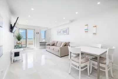 450 W Broadway #3F, Long Beach, NY 11561 - Photo 3