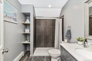 7 Quincy Ln, Smithtown, NY 11787 - Photo 31