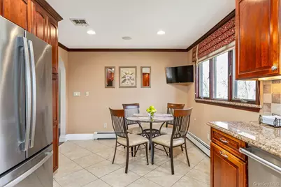 7 Quincy Lane, Smithtown, NY 11787 - Photo 21