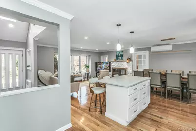 9 Cold Spring Hills Road, Huntington, NY 11743 - Photo 11