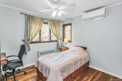 9 Cold Spring Hills Road, Huntington, NY 11743 - Photo 19