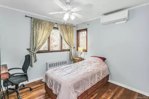 9 Cold Spring Hills Rd, Huntington, NY 11743 - Photo 19