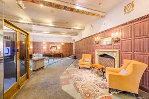 4 Maple Dr, Great Neck, NY 11021 - Photo 3