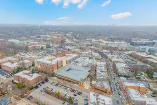 4 Maple Dr, Great Neck, NY 11021 - Photo 27