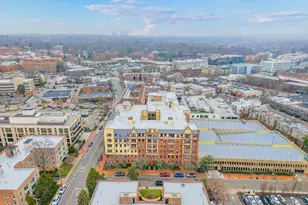 4 Maple Dr, Great Neck, NY 11021 - Photo 25