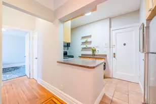 4 Maple Dr, Great Neck, NY 11021 - Photo 7