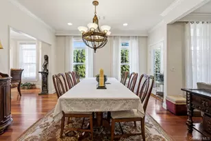 336 Trotting Ln, Westbury, NY 11590 - Photo 9