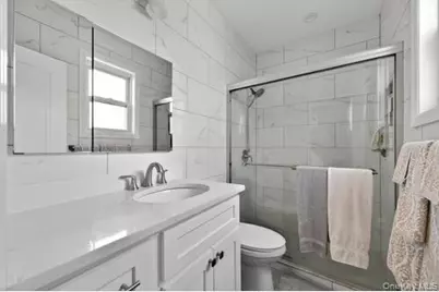 545 Marcellus Road, Williston Park, NY 11596 - Photo 19