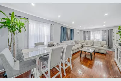 13314 Hawtree Creek Road, Ozone Park, NY 11420 - Photo 13