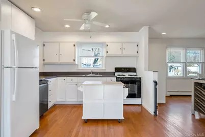 20 Willyn Road, Blue Point, NY 11715 - Photo 13