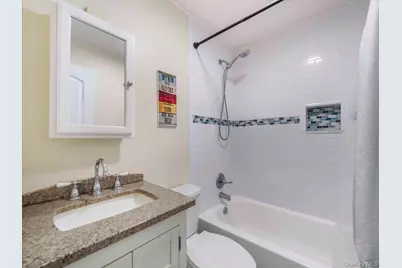 35 Hillside Avenue, Suffern, NY 10901 - Photo 19