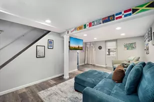 35 Hillside Ave, Suffern, NY 10901 - Photo 23