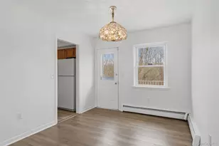 238 Ridge Rd, Marlboro, NY 12542 - Photo 7