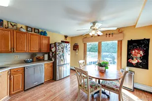 6 Roman Ct, Lake Grove, NY 11755 - Photo 5