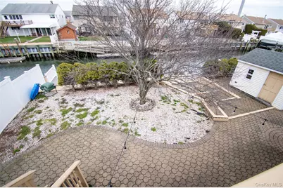 51 E 2nd Street, Freeport, NY 11520 - Photo 41