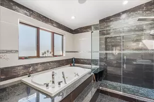 3822 Greentree Dr, Oceanside, NY 11572 - Photo 27