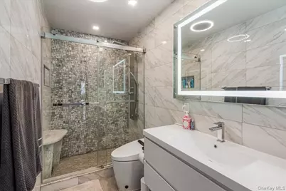 3822 Greentree Drive, Oceanside, NY 11572 - Photo 19