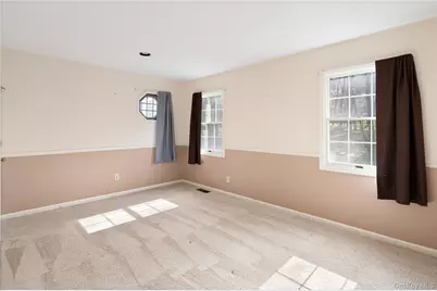 1703 Regent Drive, Mount Kisco, NY 10549 - Photo 23