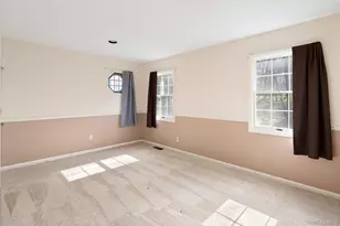 1703 Regent Dr, Mount Kisco, NY 10549 - Photo 23