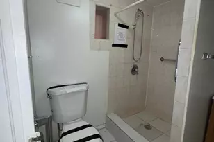 104-21 104th St, Ozone Park, NY 11417 - Photo 37