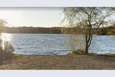 43 Lake Road, Hopewell Junction, NY 12533 - Photo 5