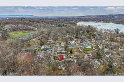 43 Lake Road, Hopewell Junction, NY 12533 - Photo 37