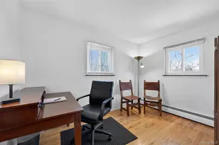 8 Summit Ct, Oyster Bay, NY 11771 - Photo 15