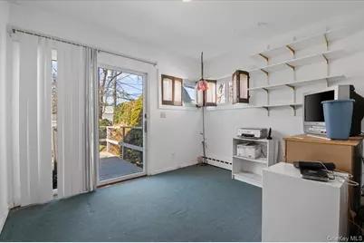 450 Chestnut Lane, East Meadow, NY 11554 - Photo 19