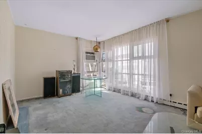 450 Chestnut Lane, East Meadow, NY 11554 - Photo 13