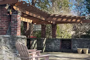 247 Pelhamdale Ave, Pelham, NY 10803 - Photo 35