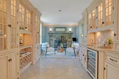 247 Pelhamdale Avenue, Pelham, NY 10803 - Photo 17