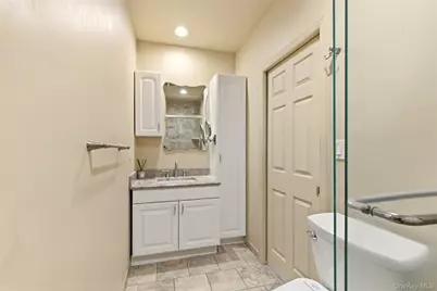 137 Burr Road, East Northport, NY 11731 - Photo 13