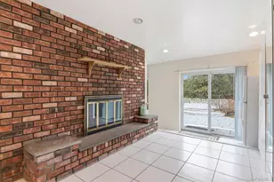 137 Burr Rd, East Northport, NY 11731 - Photo 19