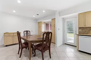 137 Burr Rd, East Northport, NY 11731 - Photo 9