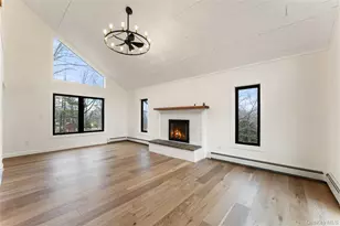 31 Rick Ln W, Cortlandt Manor, NY 10567 - Photo 5