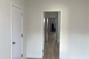 73-17 72nd St, Glendale, NY 11385 - Photo 7