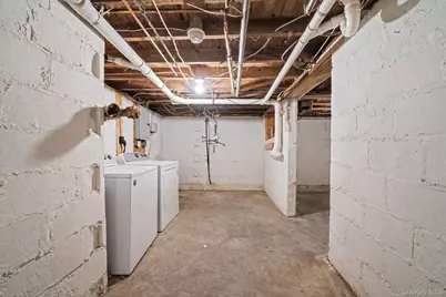 11 Rosemont Avenue, Farmingville, NY 11738 - Photo 27