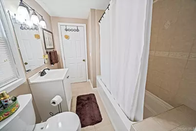 11 Rosemont Avenue, Farmingville, NY 11738 - Photo 21